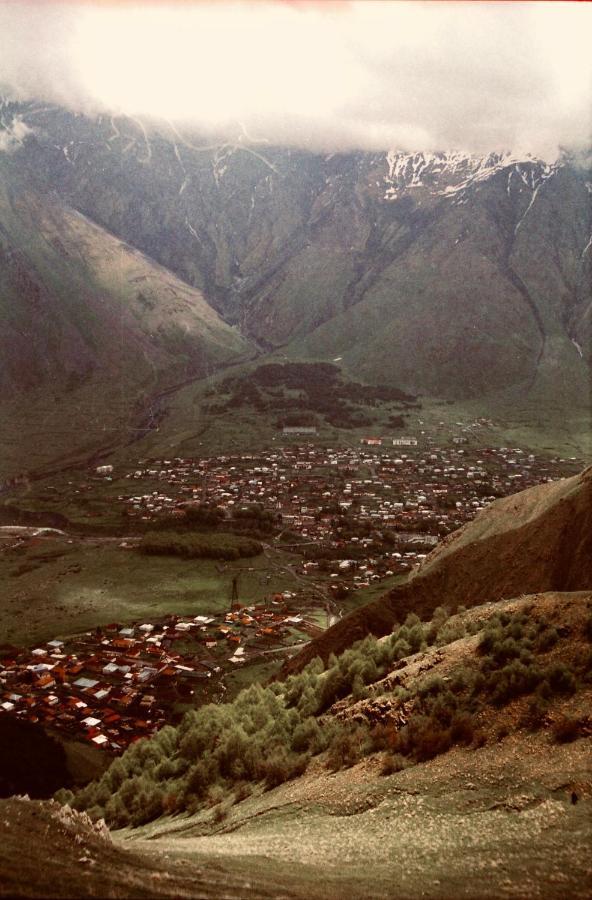 Kazbegi Stylish Apartment Exterior photo